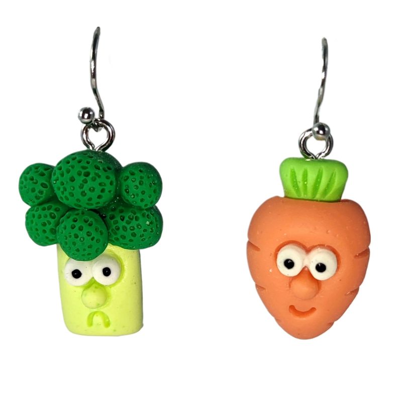 KOLCZYKI FUN WARZYWA BROKUŁ I MARCHEWKA (323)